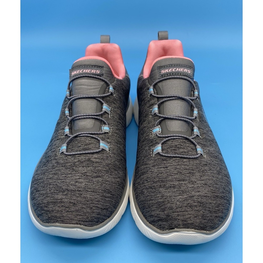 Women's Skechers Sport Slip-On Memory Foam Lite Weight  Size 7.5